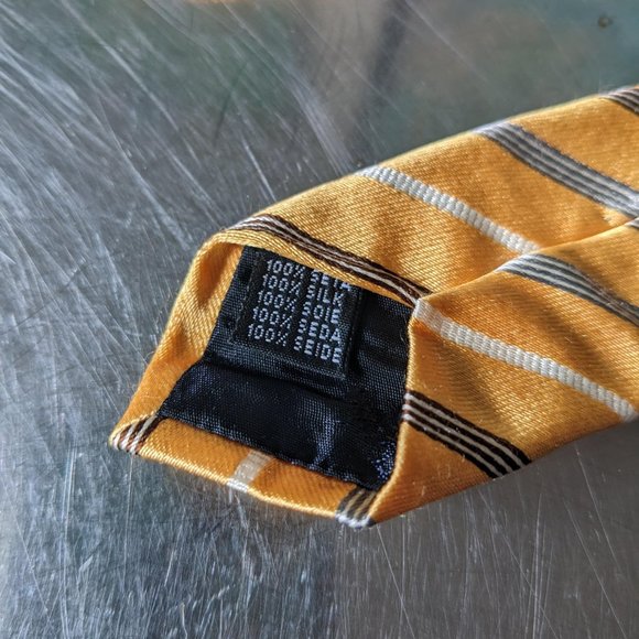 🔥 Amazing Vintage Guy LAROCHE Yellow Tie. Retro Yellow Striped Tie🔥 - Picture 5 of 9